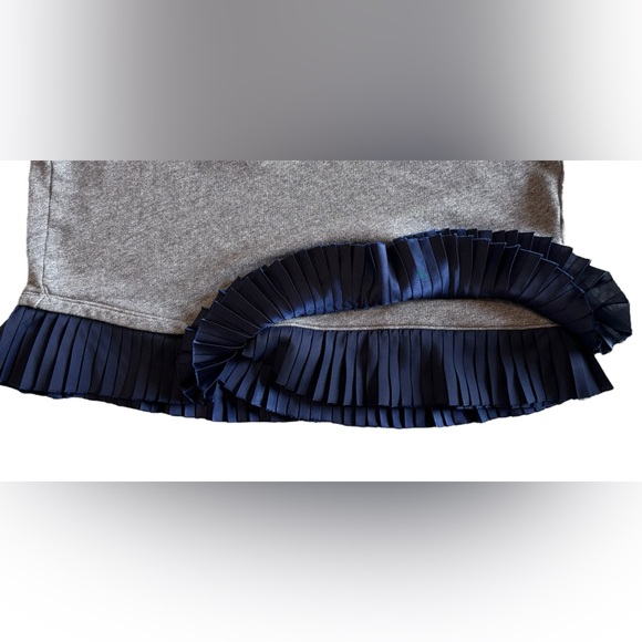 J. Crew Grey Sweater Pleated Ruffle Hem Navy Blue Women’s Size Large - Picture 5 of 11